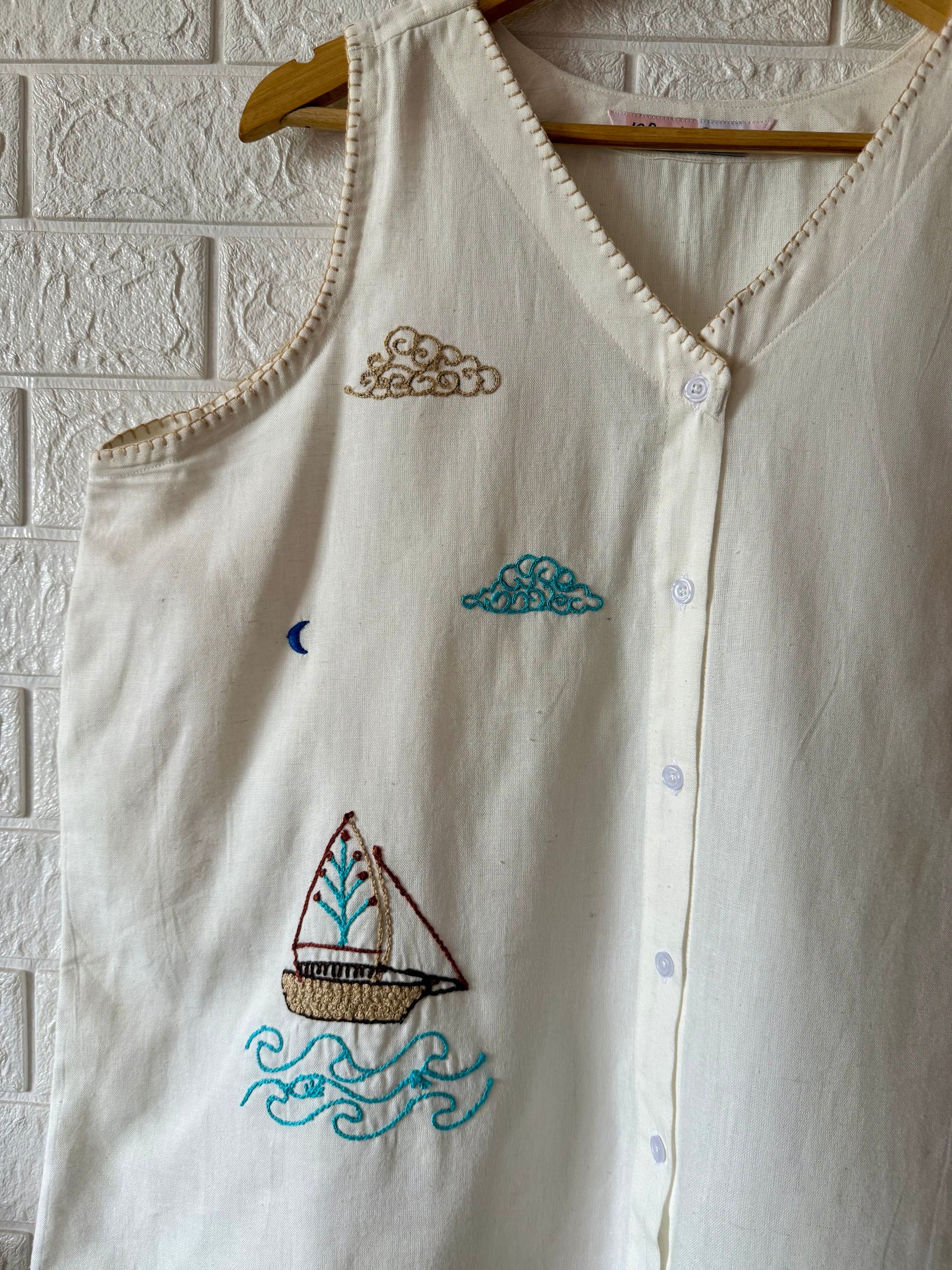 Little Voyage Embroidered Top